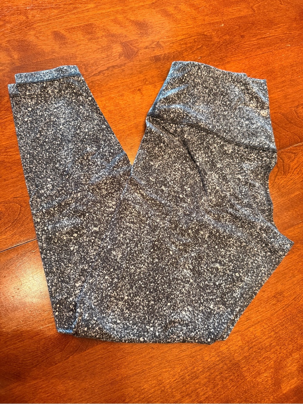 Lululemon Speckled Black & White Leggings, EUC Size 12